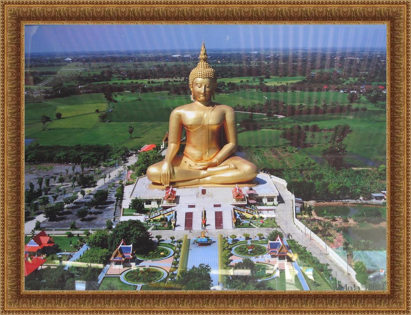 Letecký pohled - Wat Muang - Thajsko