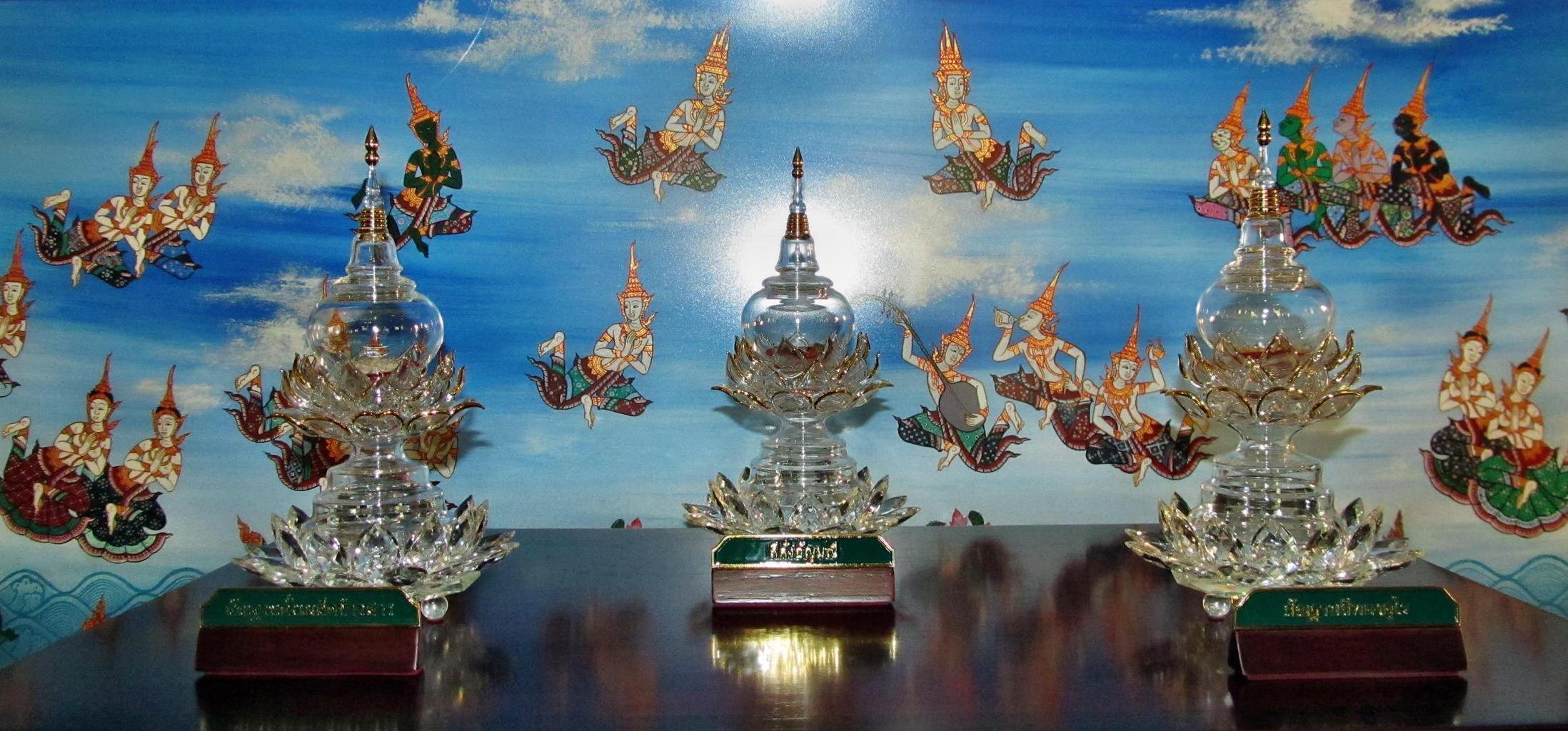 Wat Tham Puang - Bodghaya - vystavené relikvie Thajsko