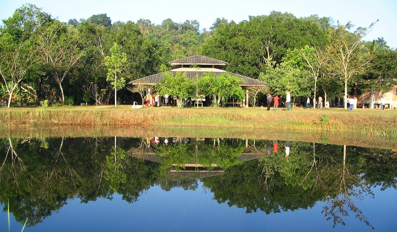 Meditační hala Wat Suan Mokkh - Thajsko