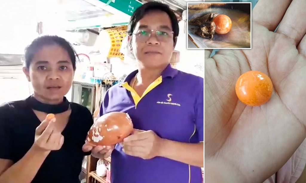 Starobylý chrám u jezera v thajsku a kambodži s zeleným vodním odrazem a okolní zelení.